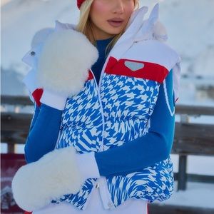 Red white and blue ski vest with hood